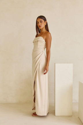 Vestido Midi Pela